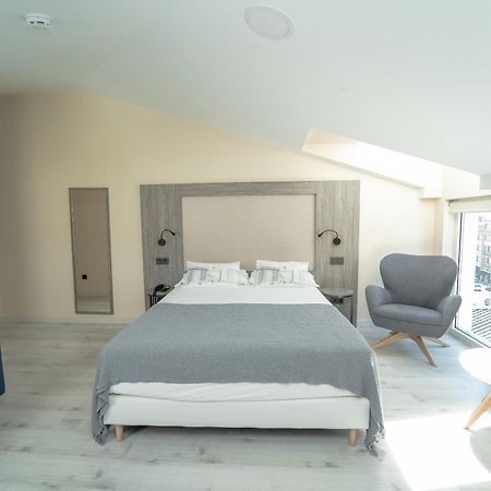 Hotel Lux Melide Kültér fotó