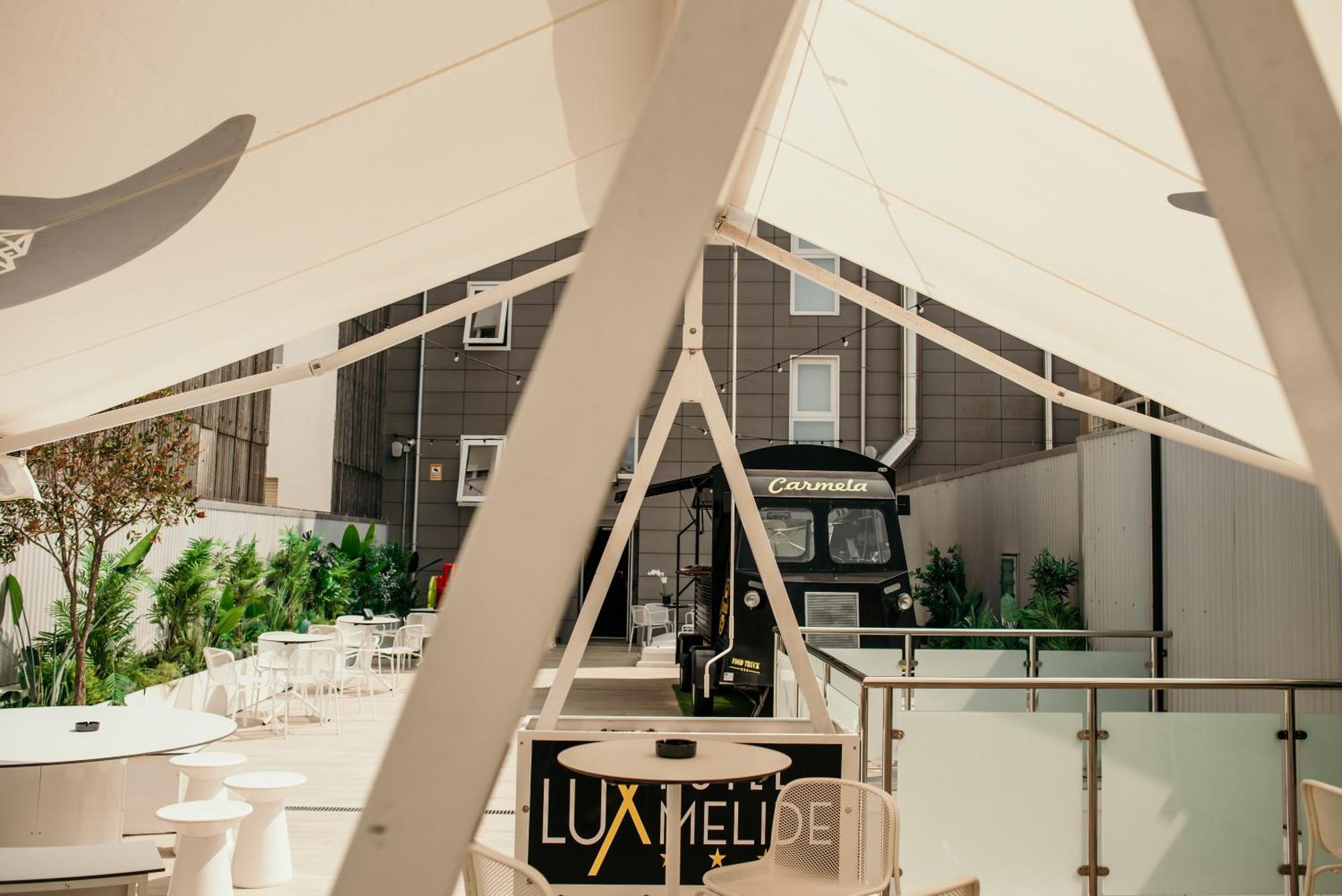 Hotel Lux Melide Kültér fotó