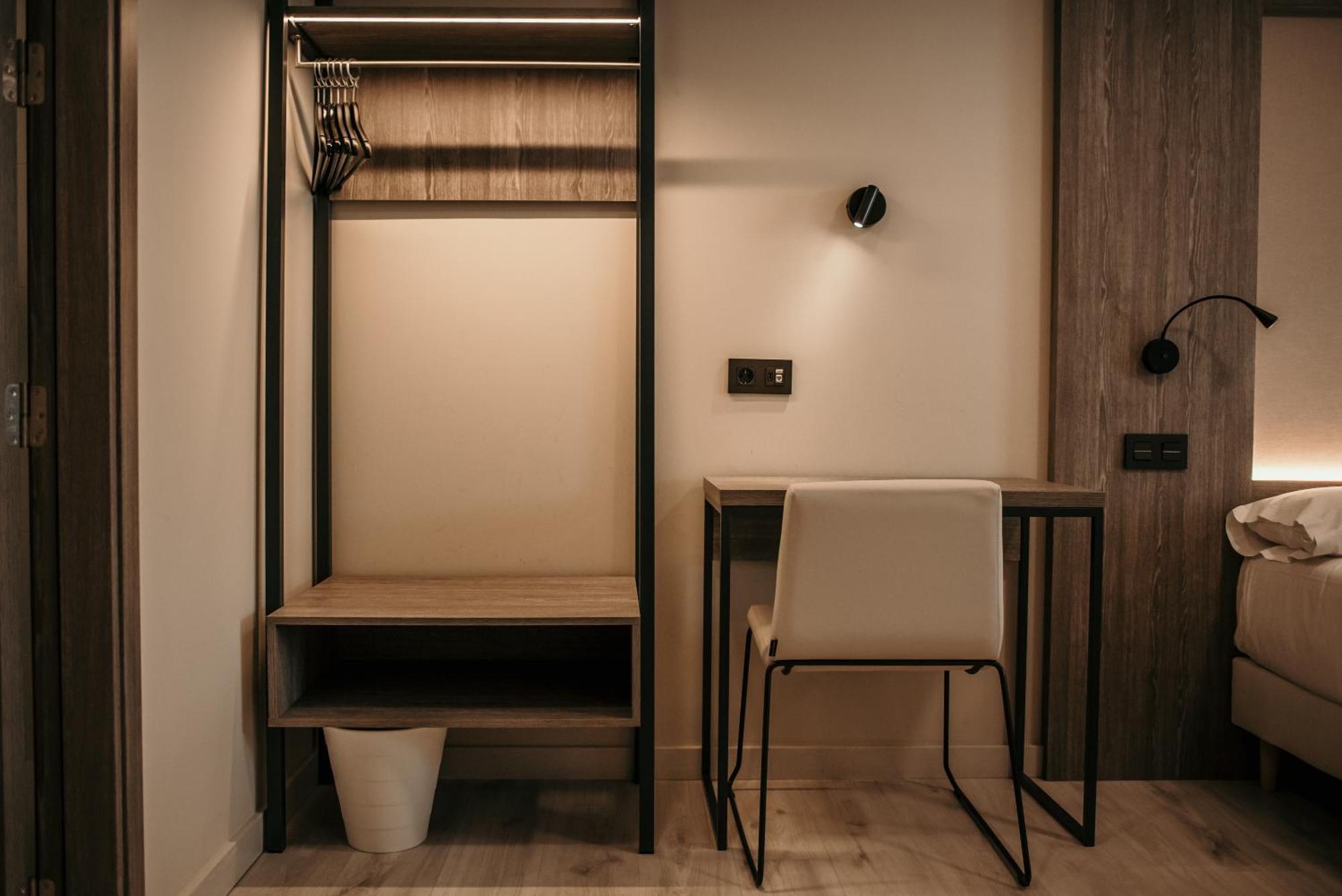 Hotel Lux Melide Kültér fotó